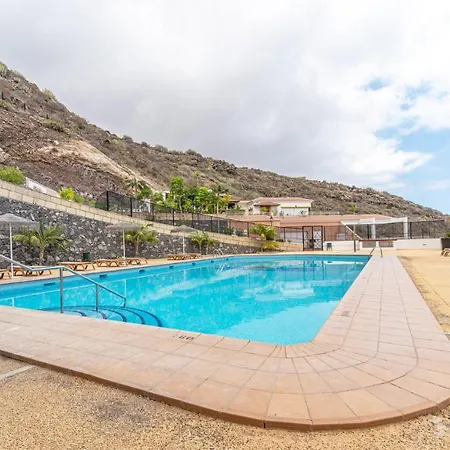 Premium Penthouse 105m2,bali Bed,heated Pool,best Sunsets Адехе